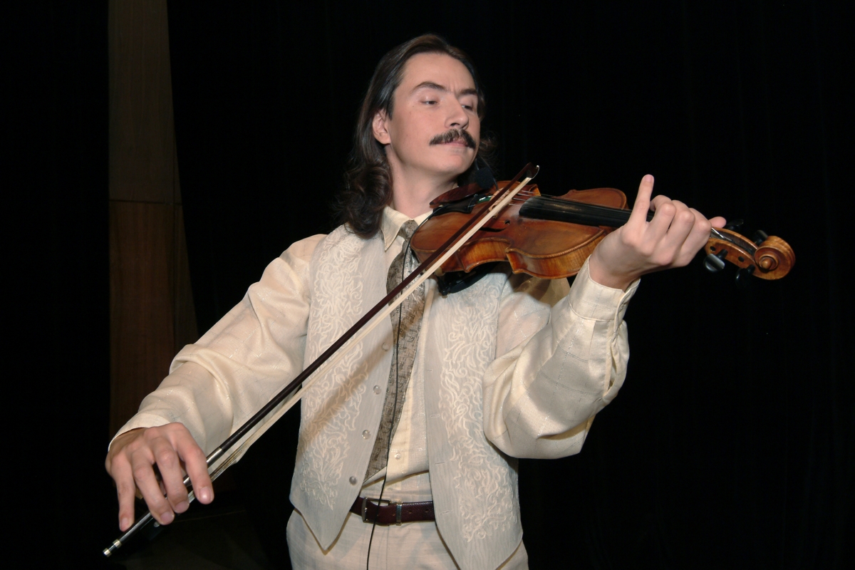 Violinist Dmitry Eremeev